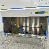 Thermo 1300 Series A2 6' BioSafety Cabinet image 3